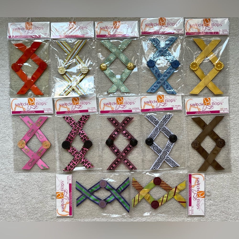 Lindsay Phillips Switch Flops 12 Piece Set Size Large NWT